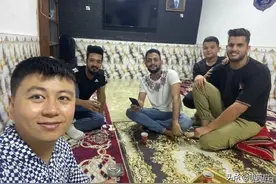 伊拉克面临人口爆炸，普通人家大多有十多个孩子，最少都是五个图片