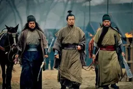 关羽死后，曹操说了10个字，司马懿说9个字，以此可看出二人水平图片