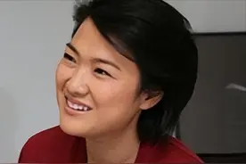 善恶终有报！疫情期间一毛不拔，赚中国的钱捐美国6亿，如今怎样图片