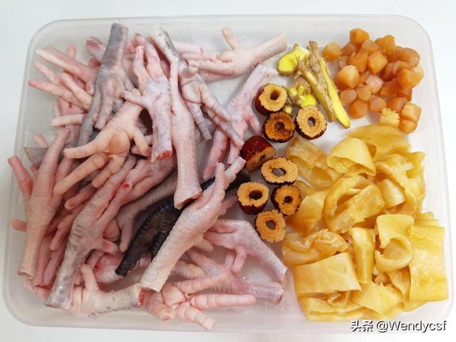 花胶鸡脚猪骨汤的做法功效 2026年花胶鸡脚猪骨汤的做法功效 花胶鸡脚猪骨汤的做法功效 2026年花胶鸡脚猪骨汤的做法功效