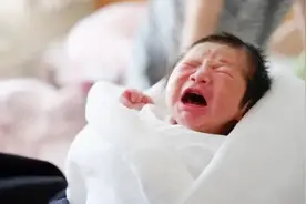 新生婴儿如何护理？需要特别注意这三点图片