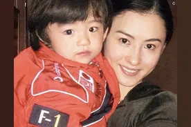 一张三胎正脸照，揭开张柏芝隐藏多年谜局，谢霆锋因此走向不归路图片