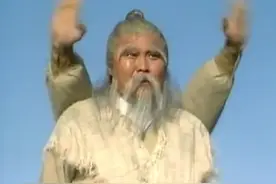 不懂就别尬演，7版老顽童，谁可爱谁拉胯，一比较差距就出来了图片