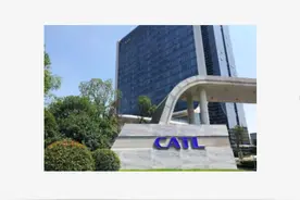 宁德时代监事会主席吴映明干采购出身今年55岁财富曾高达175亿图片