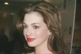 鼻子最好看的十大外国美女图片