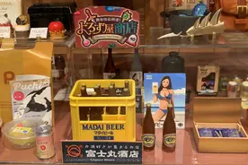 食玩，就是食品玩具。太可爱了，都是手指般大小图片