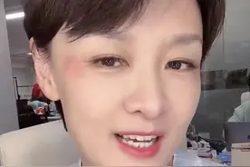 主持人李小萌被疑遭家暴，眼旁伤痕明显，本人出面回应身体引担忧图片