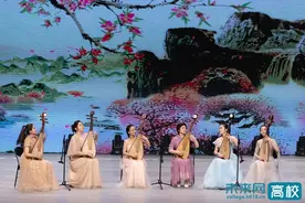 第七届首都师范大学艺术季闭幕式暨文艺晚会举办图片