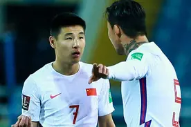 惨败后果来了！国足被欧洲足球专家贬低：水平跟柬埔寨队不相上下图片