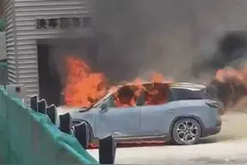 蔚来汽车多次发生事故之后，李斌仍然怒喷燃油车图片