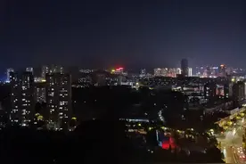 铜陵山城夜色灯光璀璨图片