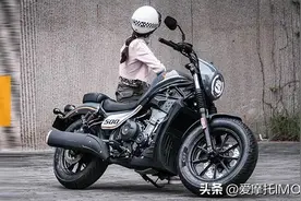 从一道缝隙看到的不同世界 | 香帅苍云500测评图片