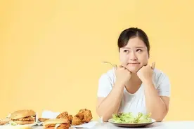 减肥的女性，或少碰这6种食物，看似清淡或许热量很高图片