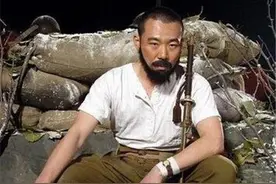 中国抗日老兵执勤，看见一物上蹿下跳，果断开枪后，日本举国哀图片