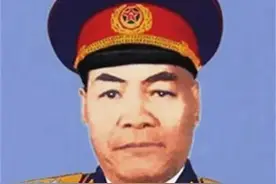 张宗逊有大将资历，为何最后没评上大将？毛主席：该厉害时不厉害图片