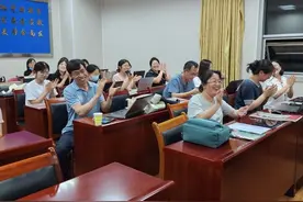 裸分就能上北大！我市高考最高分出炉 物理类689分！历史类660分！图片