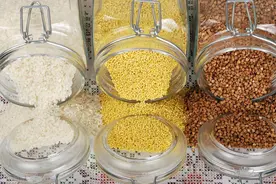 12个生活小妙招，家里米面生虫了，用这个办法，轻松赶走小面虫图片