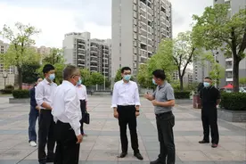 永定区领导督导学校疫情防控工作图片