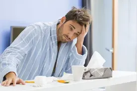 经常看不良视频的男生，除了身体变差，大脑可能还会受损图片