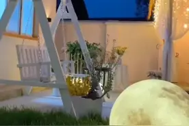 38岁女子离职回村花28万建带院豪宅：自家宅基地拆后重修，木工是爸爸做的，主体建造只花了15万图片