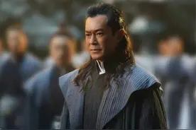 《新倚天》选角成败笔，古天乐林峰上演父子，演员服装辣眼睛图片