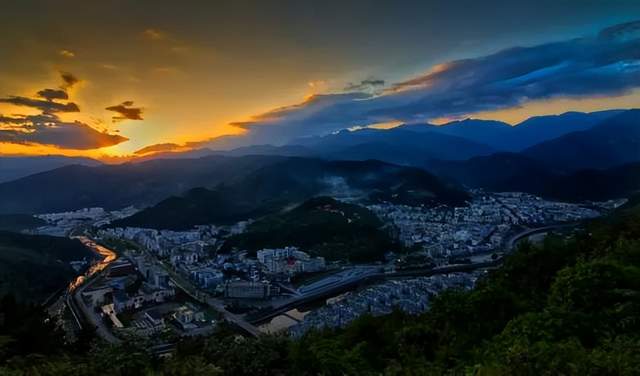 四川省民生研究会新媒体中心-官网