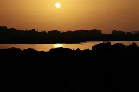 骨科 重生 虐文《一颗苹果》by孟还图片
