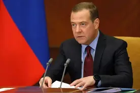 普通武器不够使，F16也将入乌，梅德韦杰夫：美终极目标是摧毁俄图片