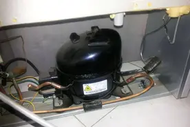 万一家里冰箱坏了，是修还是换？图片