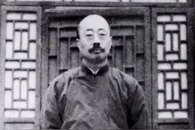 乱世文人周作人图片