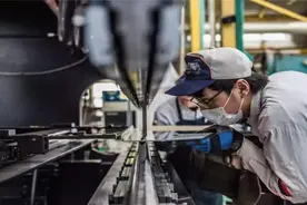 中美俄最新GDP出炉，美国171.1万亿，俄罗斯14.9万亿，我国呢？图片