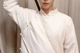 千粉号7秒视频爆赞160w，随手拍就能火的抖音视频有何吸睛秘诀？图片