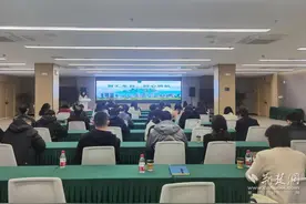 武汉经开区：“党建+AI”助力组工统战干部提升履职新效能图片