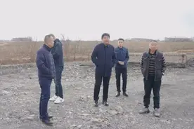 于立国调研我区历史遗留废弃矿山综合利用工作图片