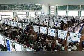 互联网大厂秋招扩容，技术岗最缺人，新闻专业能当AI训练师图片