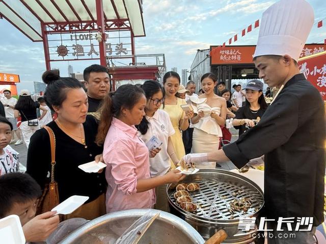 湘阴鹤龙湖螃蟹美食季正式开启，长沙渔人码头蟹味狂欢等你来