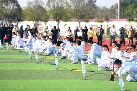 道县玉潭学校：制作“水火箭” 感受航天魅力图片