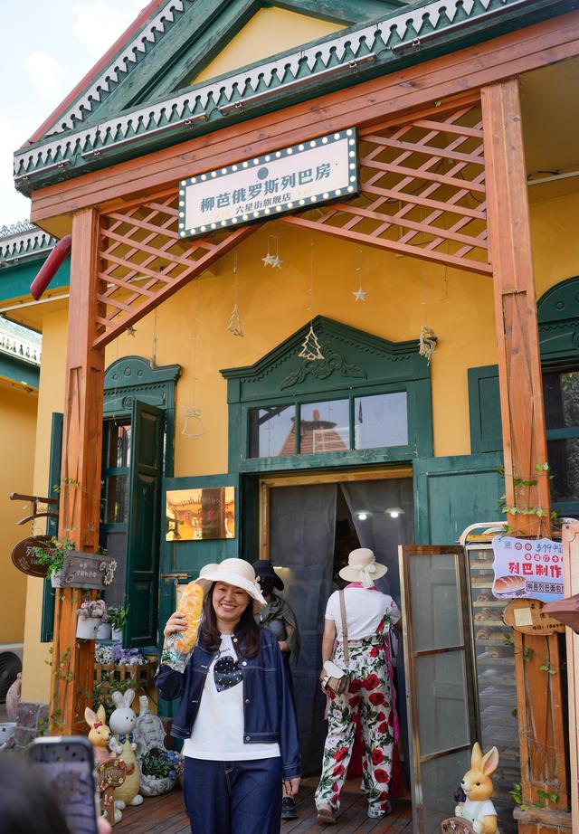 砥砺奋进七十载 天山南北谱华章丨新疆伊宁六星街：打造文旅融合新亮点
