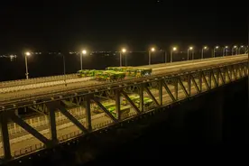 世界最大跨度斜拉桥——常泰长江大桥启动桥梁荷载试验图片