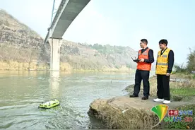 小小“无人船”，科技护安全图片