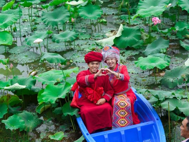宣恩诺西村：传统土家婚俗绘浪漫