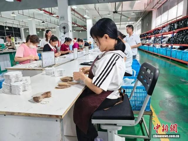 媒体走基层广西篇 | 中新网：广西来宾多措托举残疾人“幸福梦” 助其融入社会有保障