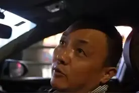 人间丨那个感动全网的“的哥”姚师傅，连续第八年跑夜班出租图片