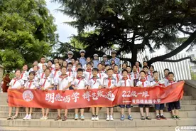 进校园、讲安全！青岛市南交警开学第一课敲响交通“安全铃”图片