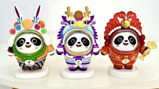 谁还记得冰墩墩有多难抢？现在“冰墩墩Plus”首秀就在呼和浩特！还不快冲