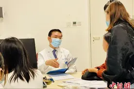 医者黄河：深耕血液病学四十余载 为患者重启“生命之门”图片