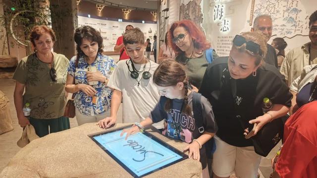 入境游再添新客源！青岛迎来山东首个阿塞拜疆旅行团！