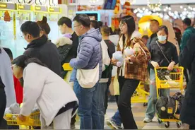 启动岁末消费季！银川市金凤区发放12万余张政府消费券图片
