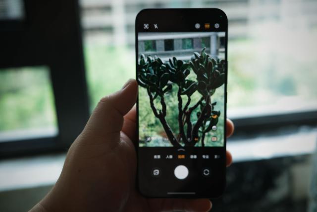 荣耀400系列深度评测：中端市场的新王者是如何炼成的？