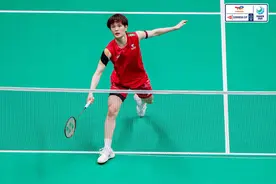 中国队险胜泰国队，以小组头名晋级苏迪曼杯淘汰赛图片